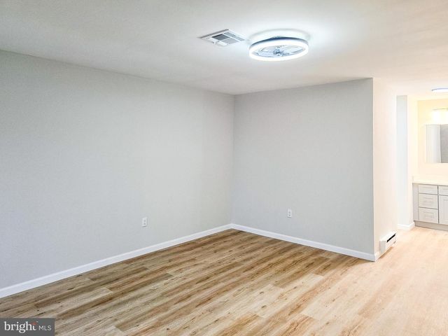 307-B MODELE PLZ, Monroe Township, NJ 08831