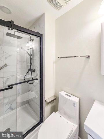 307-B MODELE PLZ, Monroe Township, NJ 08831