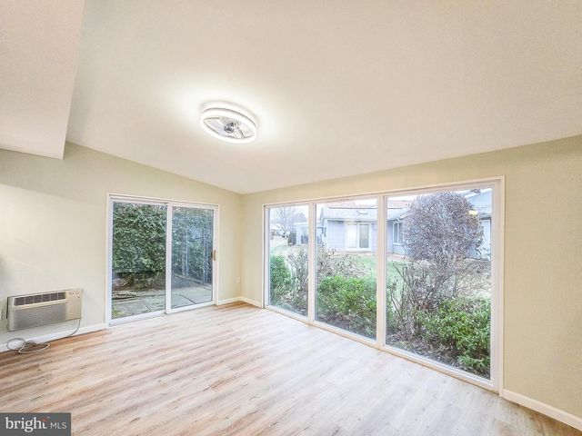 307-B MODELE PLZ, Monroe Township, NJ 08831