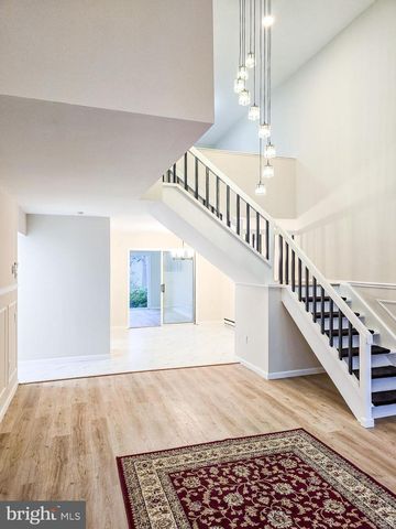 307-B MODELE PLZ, Monroe Township, NJ 08831