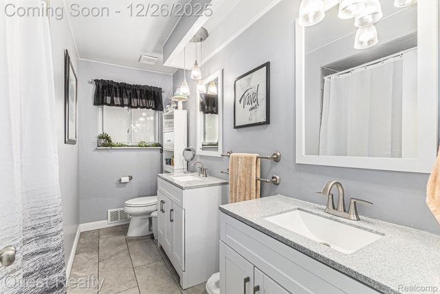 7261 Voerner Avenue, Center Line, MI 48015