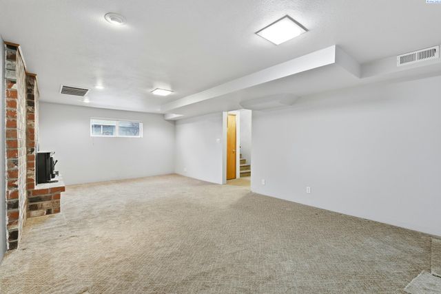 3405 W Ella St, Pasco, WA 99301