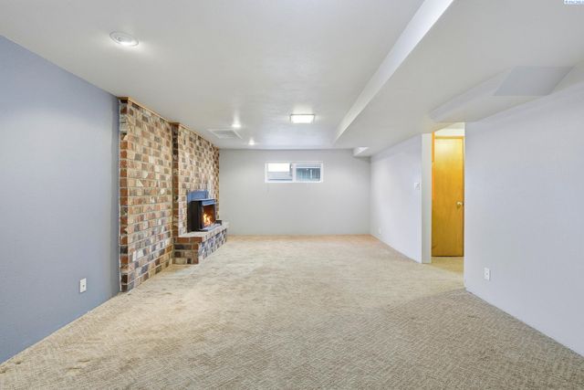 3405 W Ella St, Pasco, WA 99301