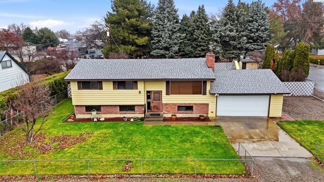 3405 W Ella St, Pasco, WA 99301