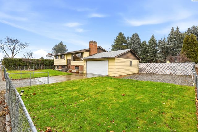 3405 W Ella St, Pasco, WA 99301