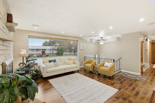 3405 W Ella St, Pasco, WA 99301