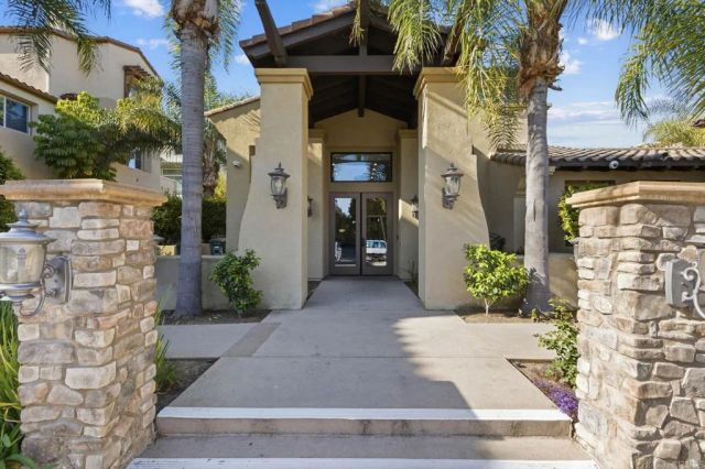 403 Almond Rd, San Marcos, CA 92078