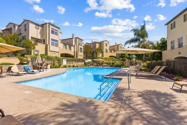 403 Almond Rd, San Marcos, CA 92078