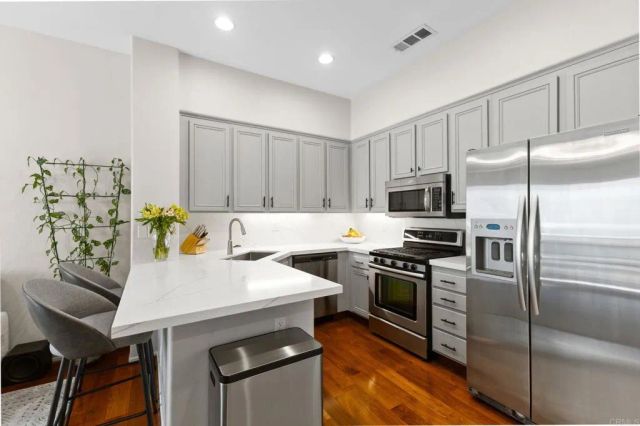 403 Almond Rd, San Marcos, CA 92078