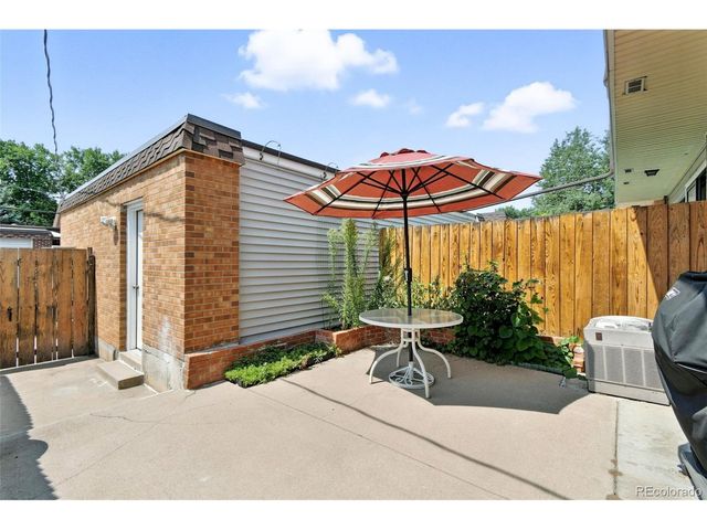 764 S Youngfield Ct, Lakewood, CO 80228