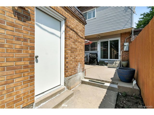 764 S Youngfield Ct, Lakewood, CO 80228