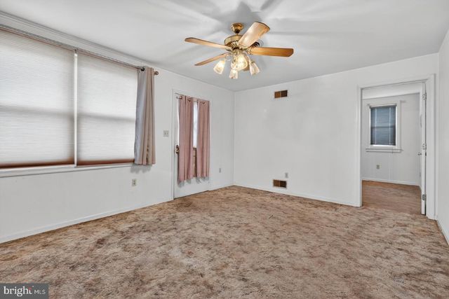 205 PEACH ST, Harrisburg, PA 17112