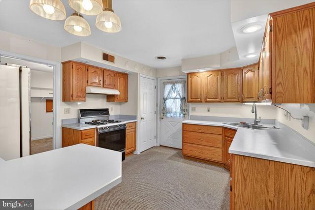 205 PEACH ST, Harrisburg, PA 17112