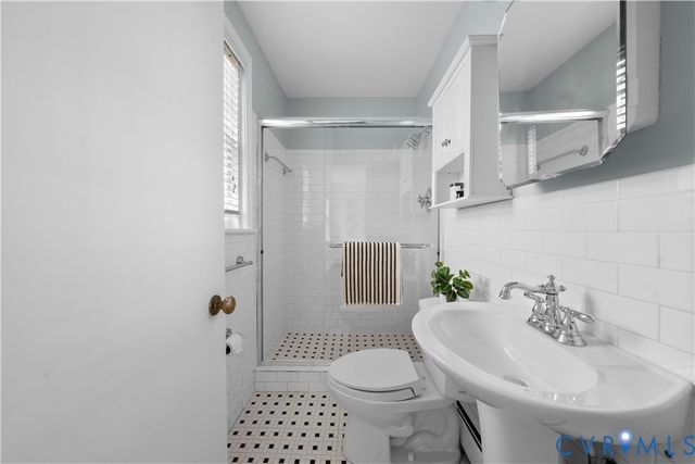 3 Rose Hill Rd, Henrico, VA 23229