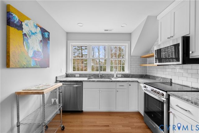 3 Rose Hill Rd, Henrico, VA 23229