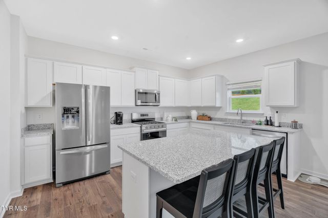 1215 Old Shiloh Road, Greeneville, TN 37745