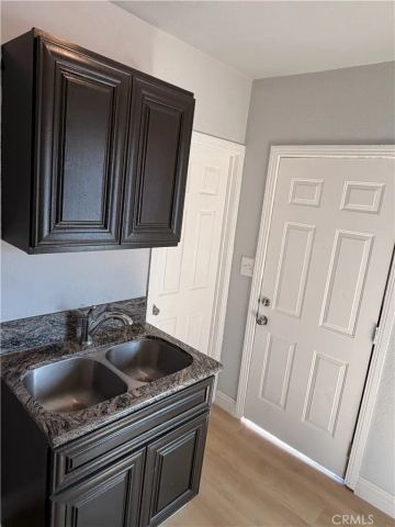 16826 S Western 3C, Gardena, CA 90247