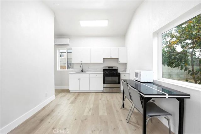 3143 Coolidge Avenue, Anaheim, CA 92801