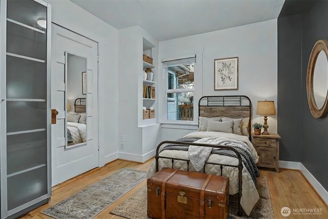 8535 18th Avenue NW, Seattle, WA 98117