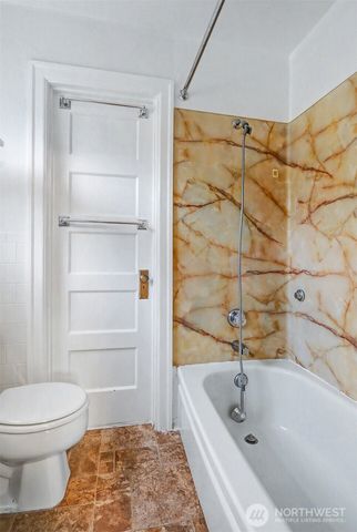 8535 18th Avenue NW, Seattle, WA 98117