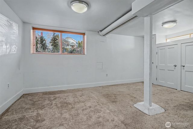 8535 18th Avenue NW, Seattle, WA 98117