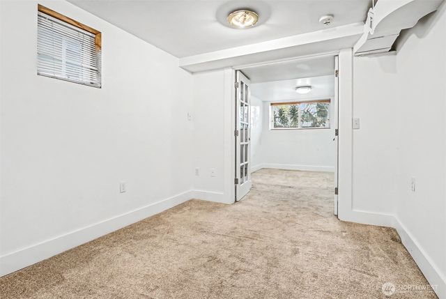 8535 18th Avenue NW, Seattle, WA 98117