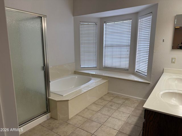 2241 E Mallard Court, Gilbert, AZ 85234