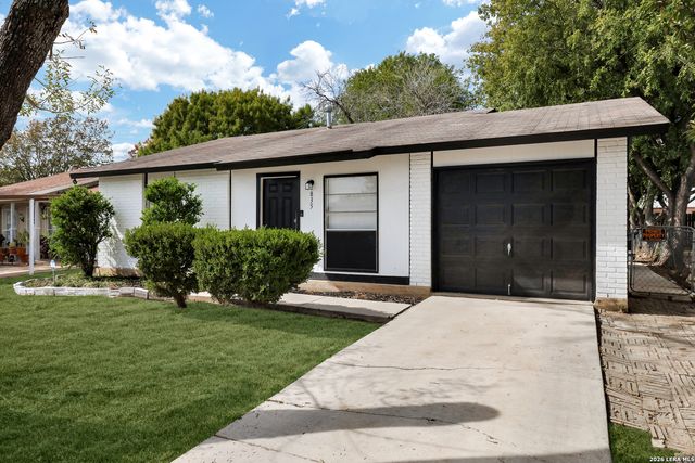 835 S Brownleaf, San Antonio, TX 78227