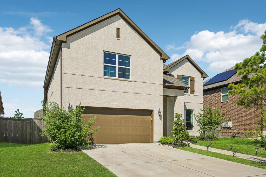 2641 Summer Indigo Trail, Pearland, TX 77089