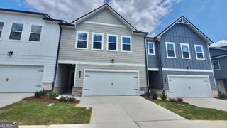 620 Point Place Drive, Loganville, GA 30052