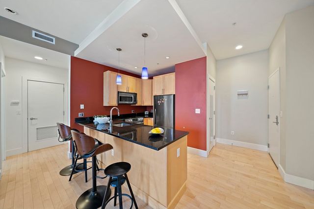 70 Lincoln St L311, Boston, MA 02111