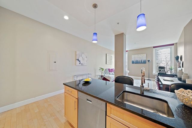 70 Lincoln St L311, Boston, MA 02111