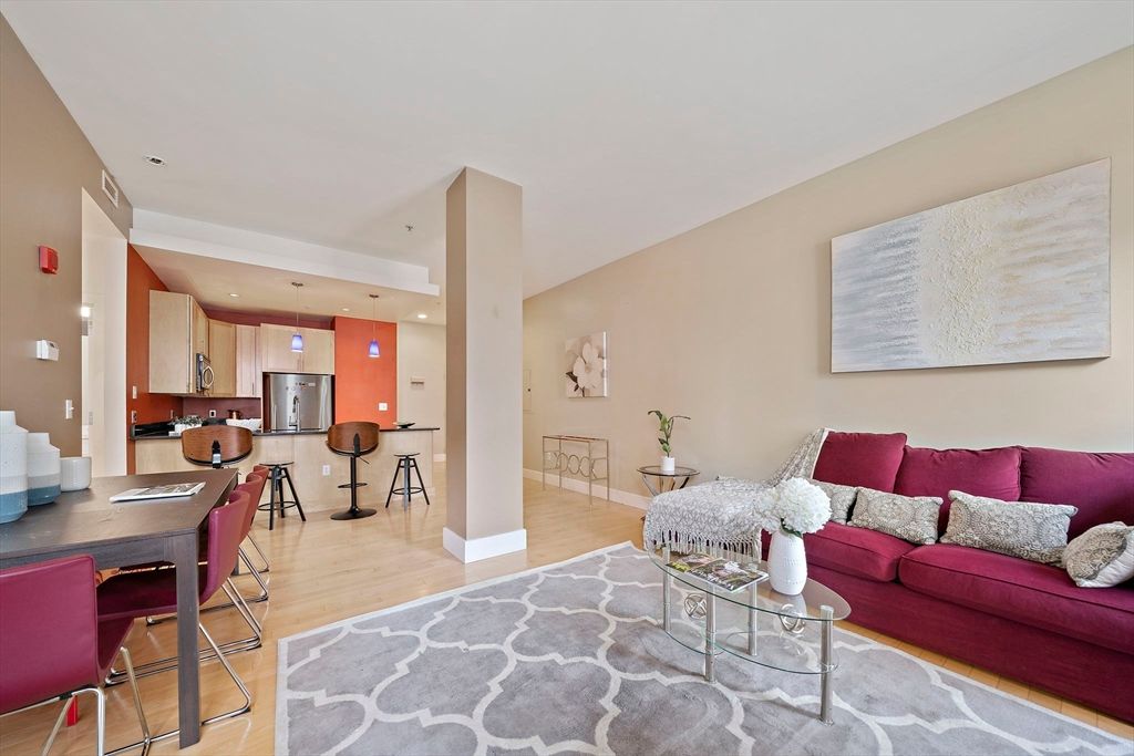 70 Lincoln St L311, Boston, MA 02111