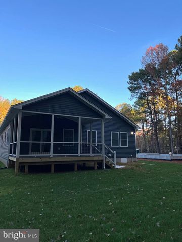 94 DINGLEY RD, Montross, VA 22520