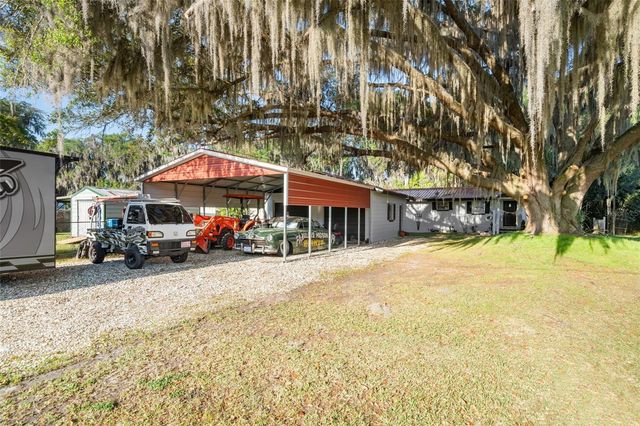 15026 SE US HIGHWAY 301, Hawthorne, FL 32640
