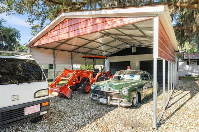 15026 SE US HIGHWAY 301, Hawthorne, FL 32640