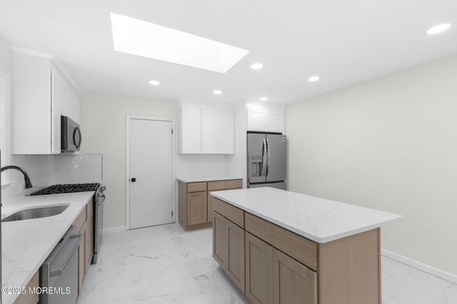 74 Brand Road, Toms River, NJ 08753