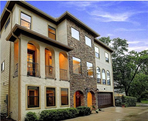1826A Portsmouth Street, Houston, TX 77098