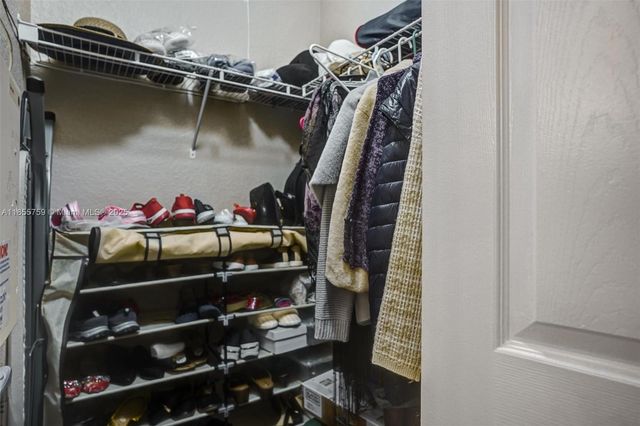 3985 NE 15th St, Homestead, FL 33033