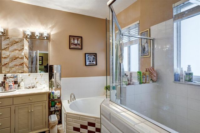 3985 NE 15th St, Homestead, FL 33033