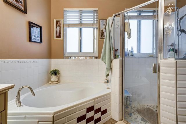 3985 NE 15th St, Homestead, FL 33033