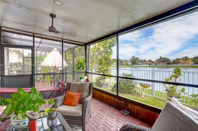 3985 NE 15th St, Homestead, FL 33033