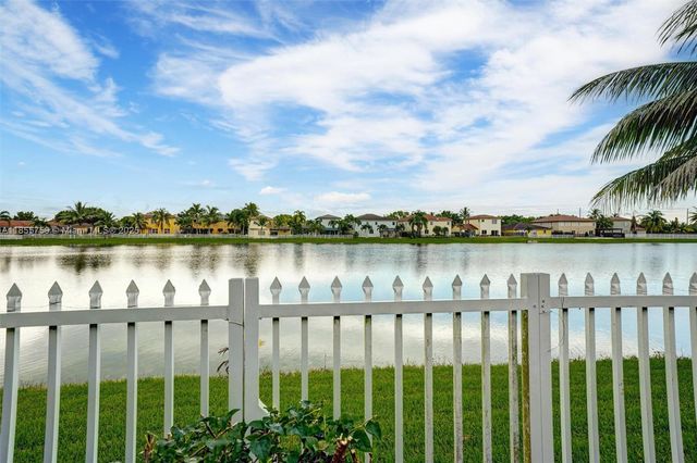 3985 NE 15th St, Homestead, FL 33033