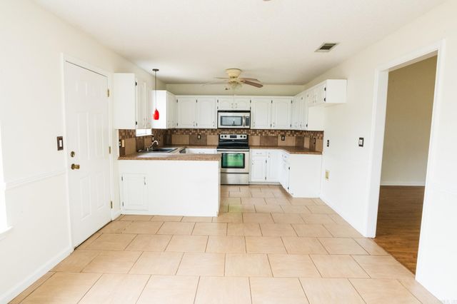 2703 Timbermist Circle, Benton, AR 72015