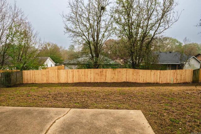 2703 Timbermist Circle, Benton, AR 72015