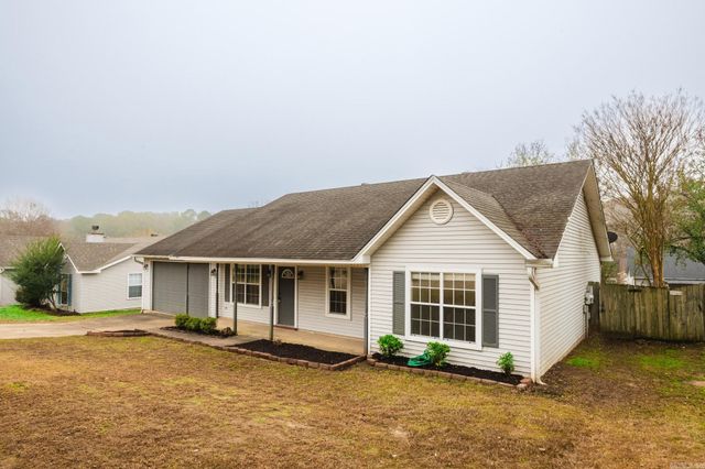 2703 Timbermist Circle, Benton, AR 72015