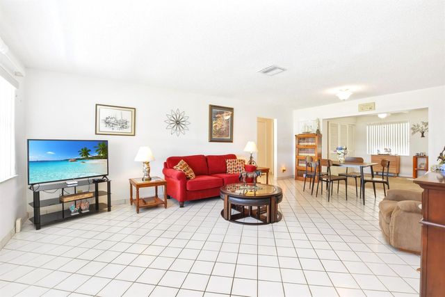 2108 SW 15th Street, Boynton Beach, FL 33426