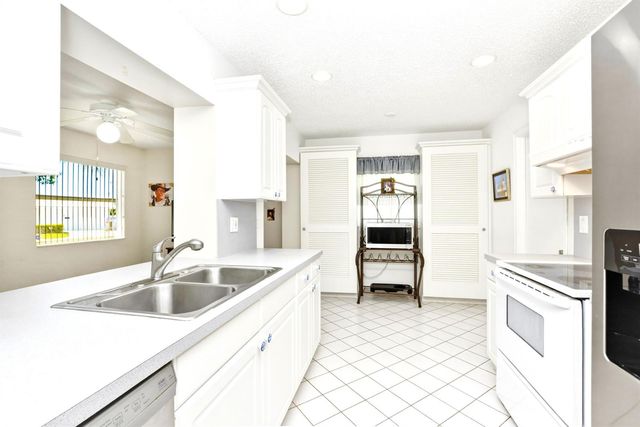 2108 SW 15th Street, Boynton Beach, FL 33426