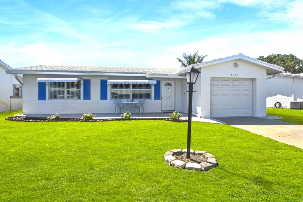 2108 SW 15th Street, Boynton Beach, FL 33426