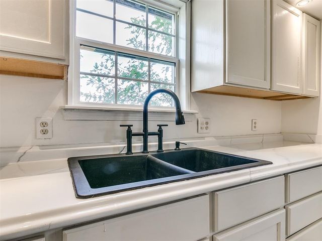 1904 Carlisle Road, Oklahoma City, OK 73120